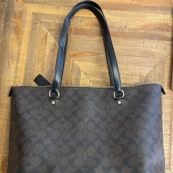 Coach gallery tote bag in signature canvas - Picture 2 of 2